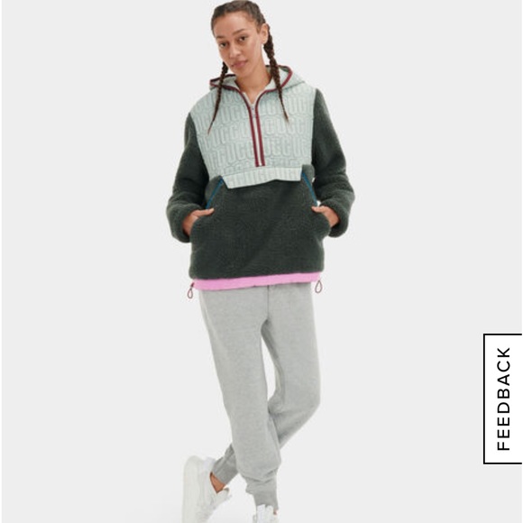 NWT UGG Iggy Sherpa Half Zip Pullover - Picture 4 of 6